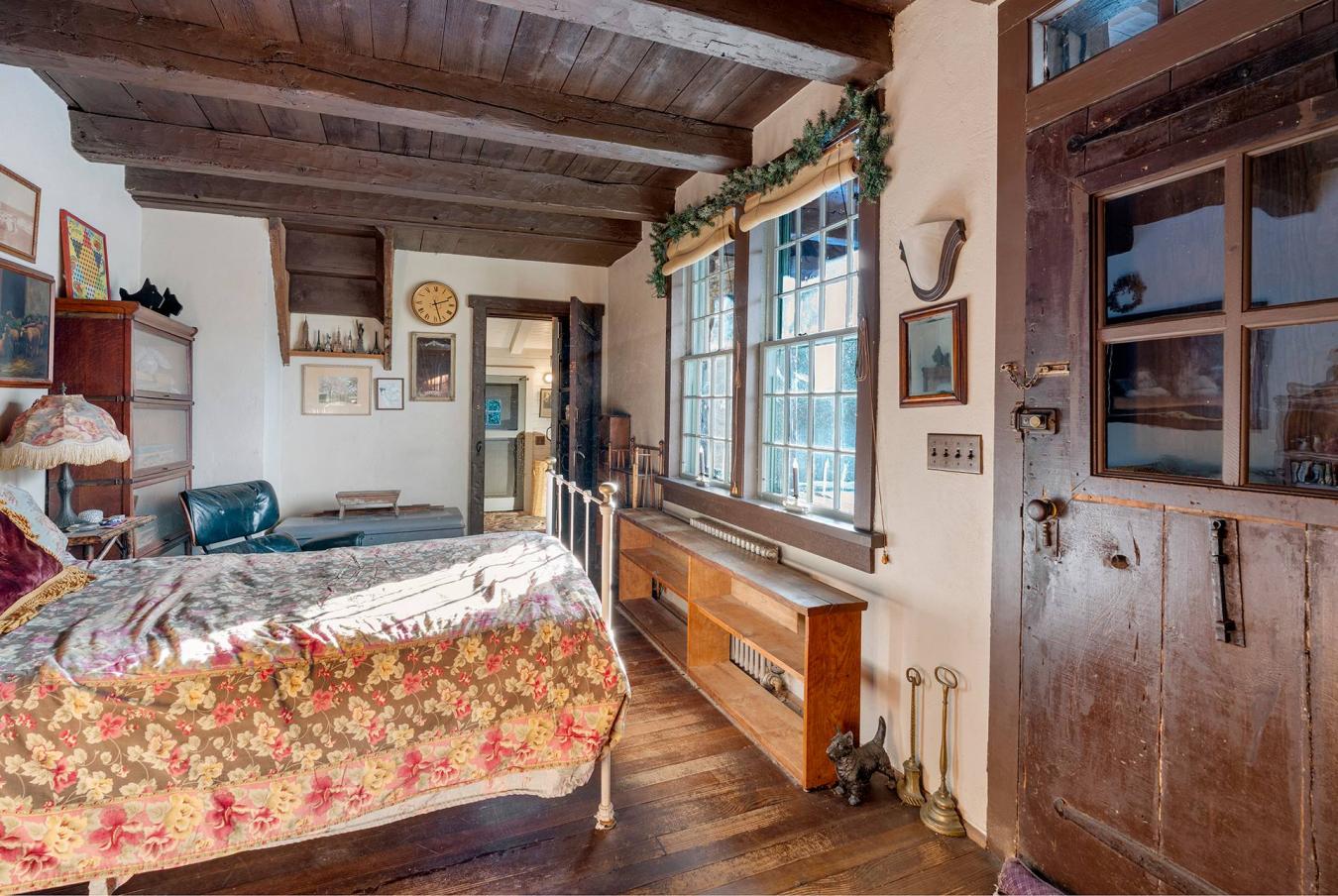 Village of Southampton, New York, 11968, United States, 5 Bedrooms Bedrooms, ,2 BathroomsBathrooms,Residential,For Sale,2007587