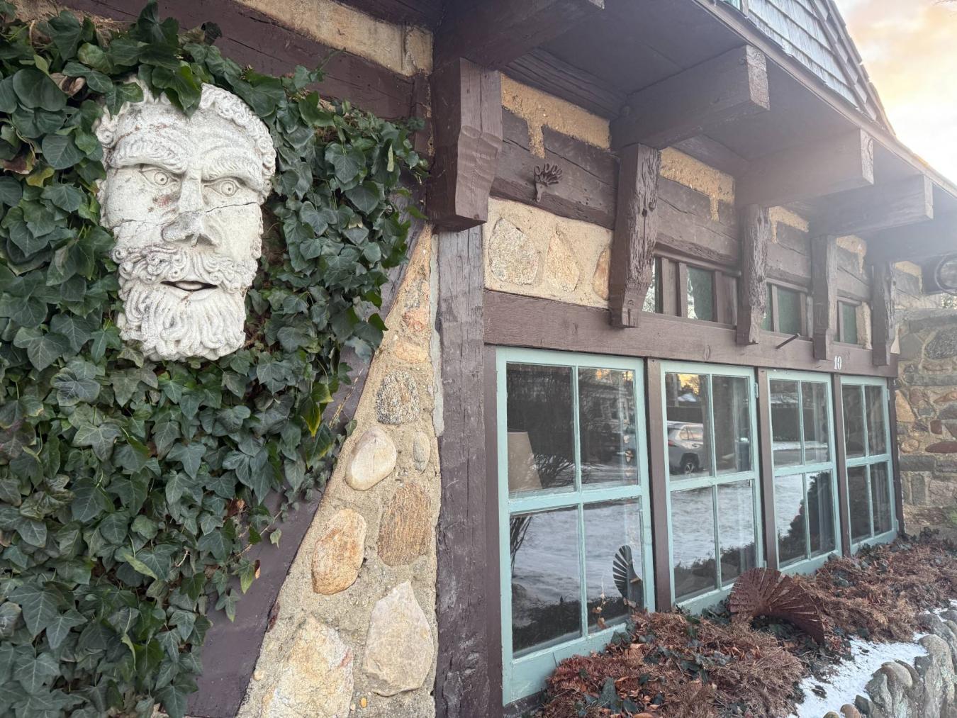 Village of Southampton, New York, 11968, United States, 5 Bedrooms Bedrooms, ,2 BathroomsBathrooms,Residential,For Sale,2007587