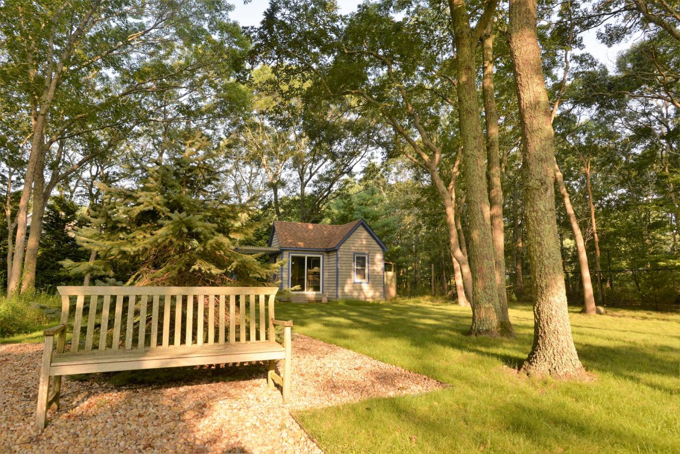 East Hampton, New York, 11937, United States, 3 Bedrooms Bedrooms, ,2 BathroomsBathrooms,Residential,For Sale,2007586