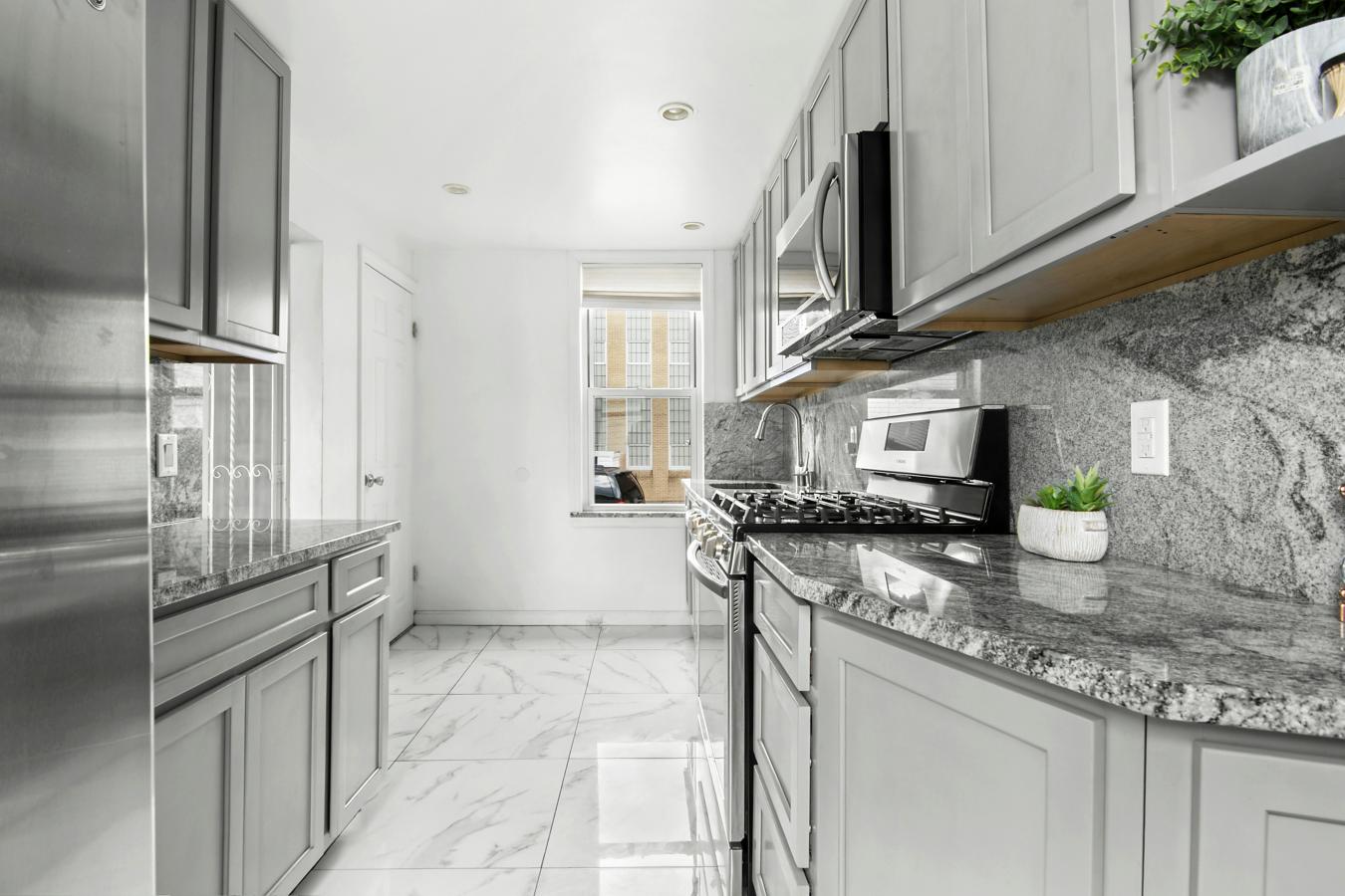 Homecrest, New York, 11229, United States, 3 Bedrooms Bedrooms, ,2 BathroomsBathrooms,Residential,For Sale,2007584