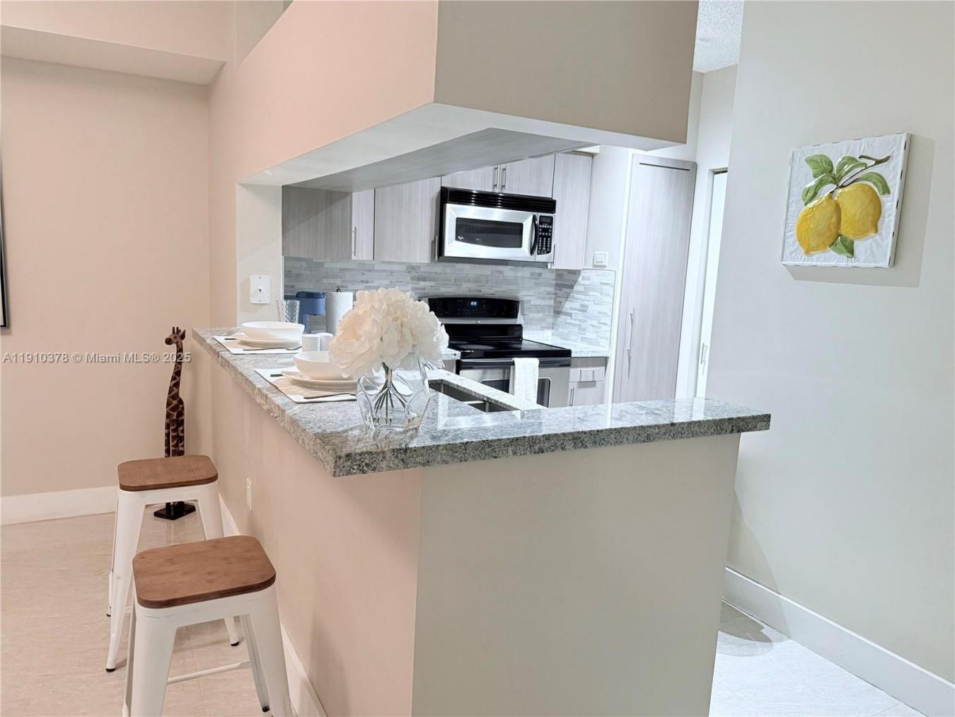 17150 N Bay Road, Sunny Isles Beach, Miami-Dade County, 33160, United States, 2 Bedrooms Bedrooms, ,2 BathroomsBathrooms,Residential,For Sale,17150 N Bay Road,222117
