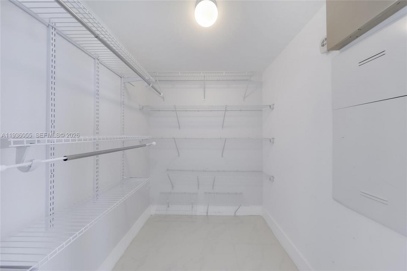 Miami, Miami-Dade County, 33131, United States, 2 Bedrooms Bedrooms, ,2 BathroomsBathrooms,Residential,For Sale,2007583