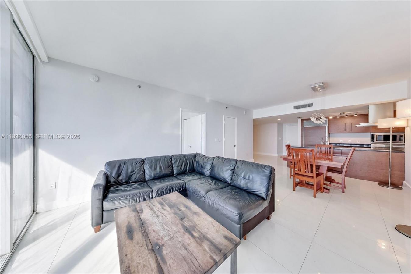 Miami, Miami-Dade County, 33131, United States, 2 Bedrooms Bedrooms, ,2 BathroomsBathrooms,Residential,For Sale,2007583