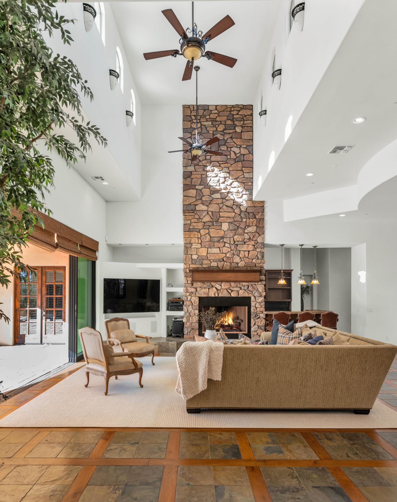 Scottsdale, Arizona, 85258, United States, 4 Bedrooms Bedrooms, ,4 BathroomsBathrooms,Residential,For Sale,2007582