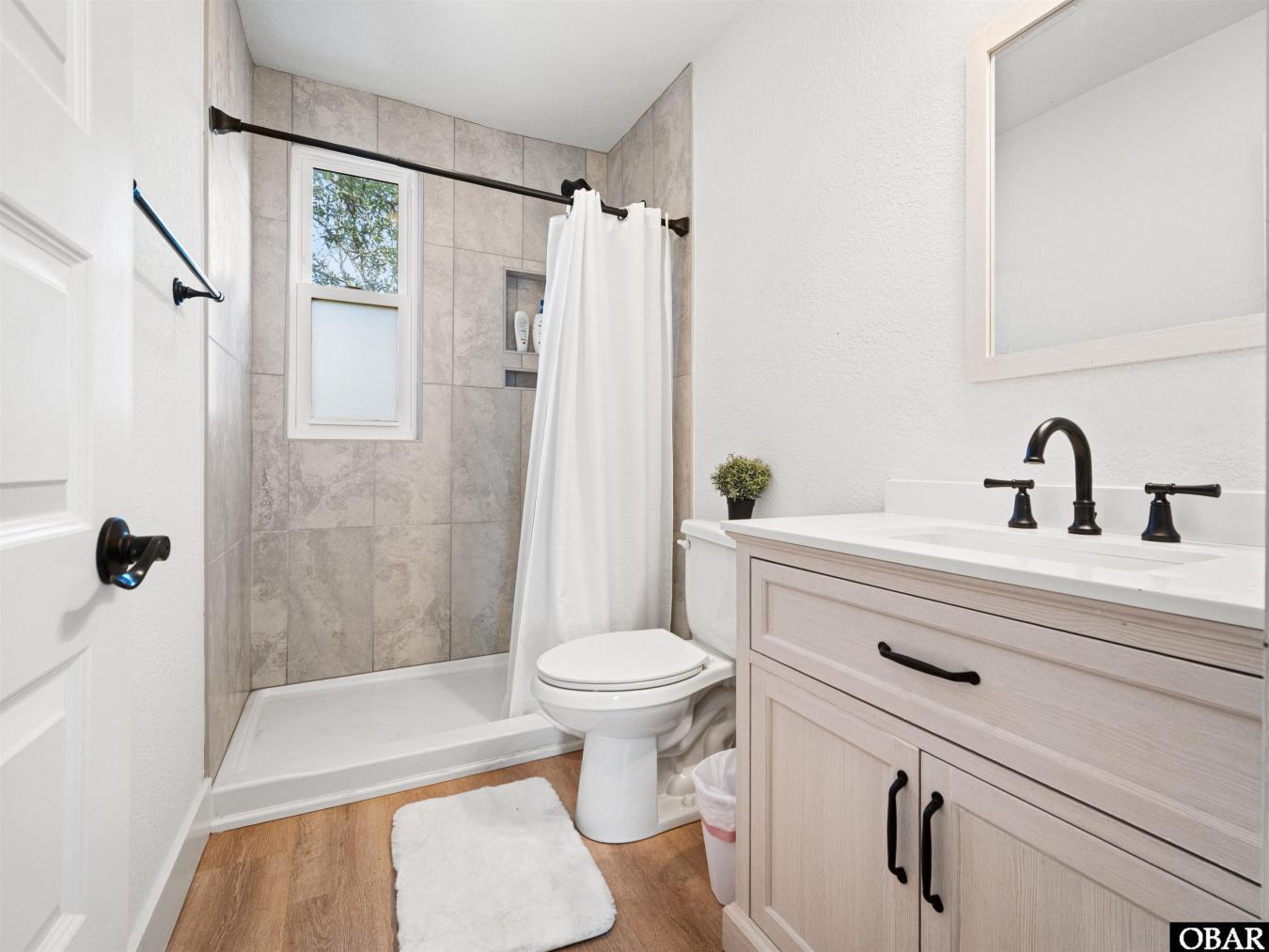 Corolla, Currituck, 27927, United States, 3 Bedrooms Bedrooms, ,2 BathroomsBathrooms,Residential,For Sale,2007580