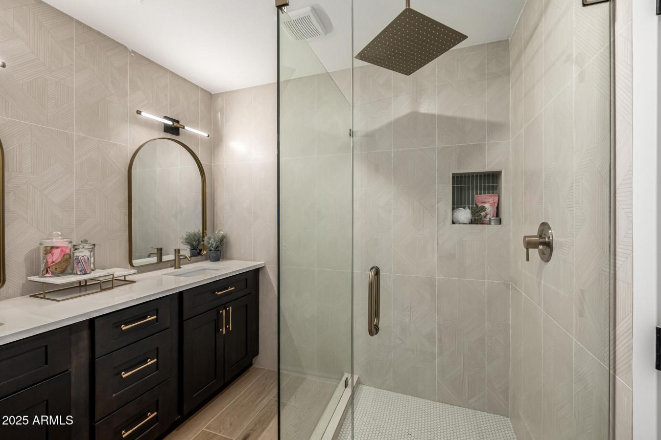 Phoenix, Maricopa, 85008, United States, 4 Bedrooms Bedrooms, ,2 BathroomsBathrooms,Residential,For Sale,2007576