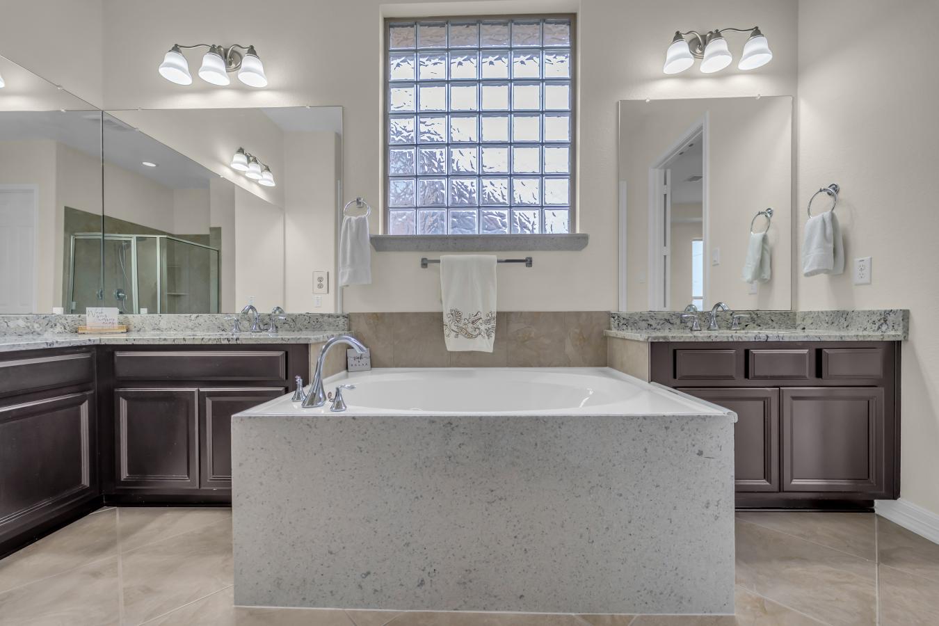 Sugar Land, Fort Bend, 77479, United States, 5 Bedrooms Bedrooms, ,4 BathroomsBathrooms,Residential,For Sale,2008885