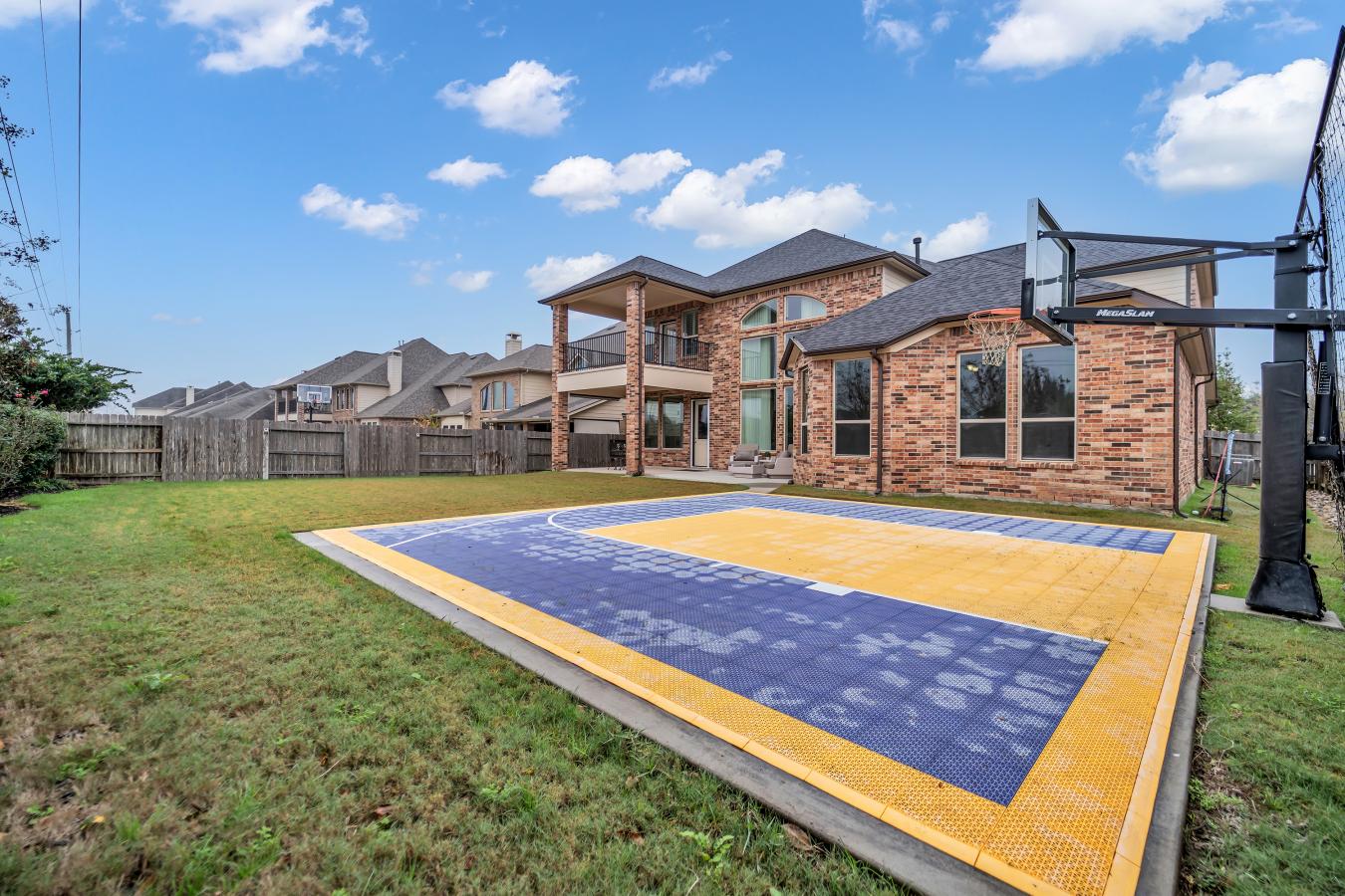 Sugar Land, Fort Bend, 77479, United States, 5 Bedrooms Bedrooms, ,4 BathroomsBathrooms,Residential,For Sale,2008885