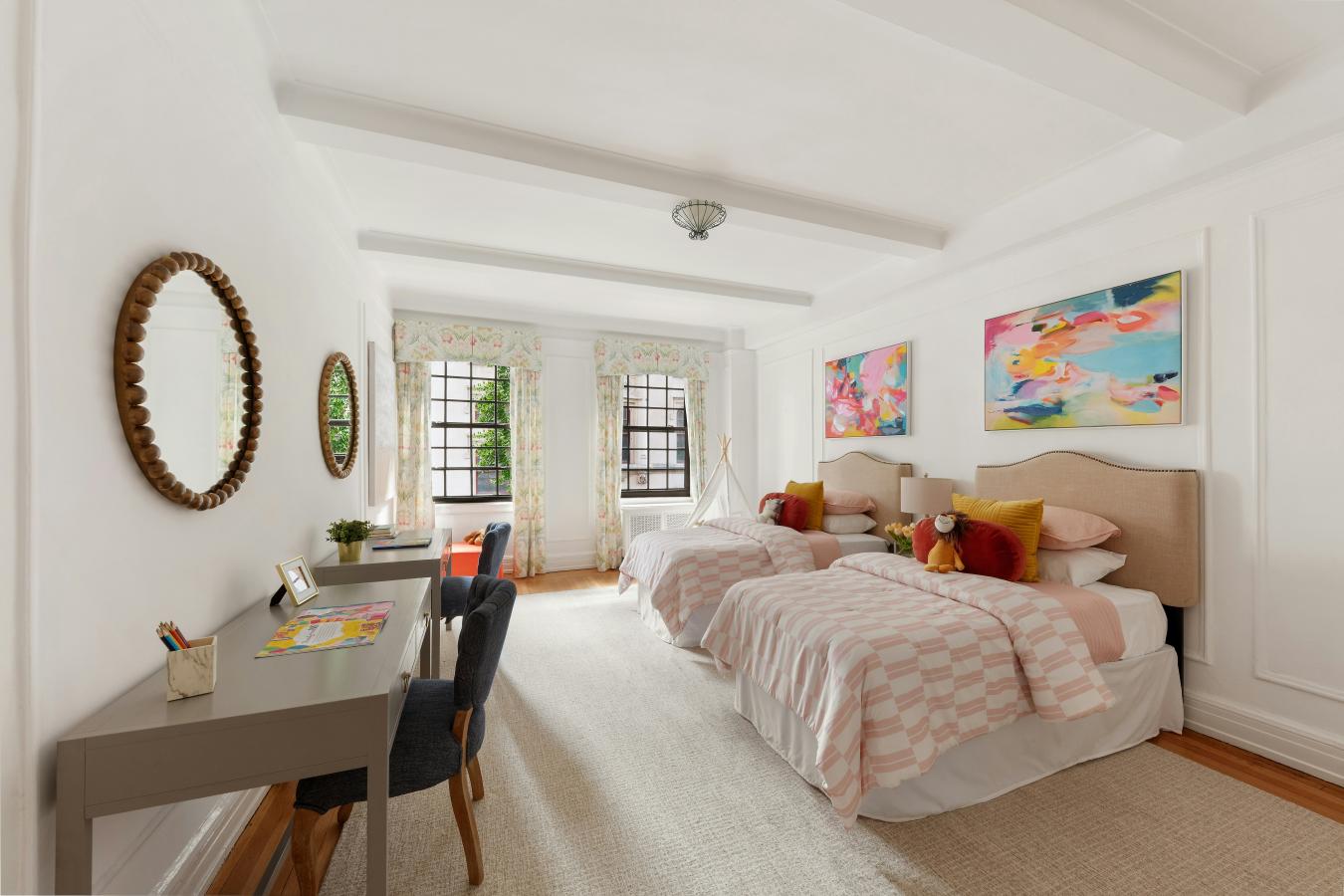 New York, New York, 10021, United States, 3 Bedrooms Bedrooms, ,2 BathroomsBathrooms,Residential,For Sale,2007573