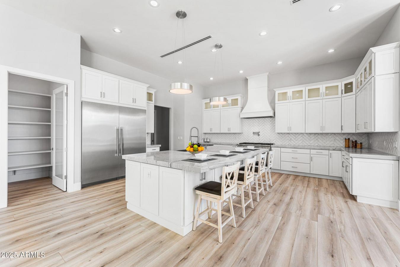 Gilbert, Maricopa, 85298, United States, 7 Bedrooms Bedrooms, ,6 BathroomsBathrooms,Residential,For Sale,2007878