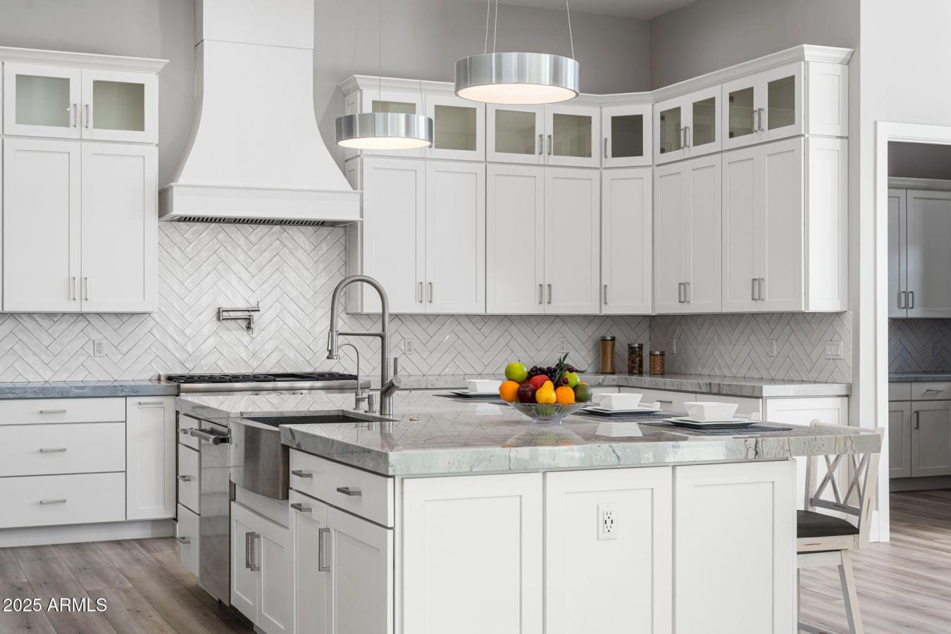 Gilbert, Maricopa, 85298, United States, 7 Bedrooms Bedrooms, ,6 BathroomsBathrooms,Residential,For Sale,2007878