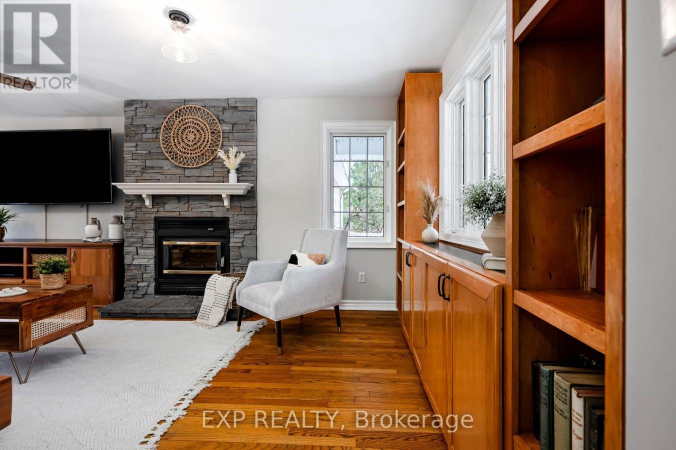 Hockley, ON, L9W2Z2, Canada, 5 Bedrooms Bedrooms, ,4 BathroomsBathrooms,Residential,For Sale,2007875