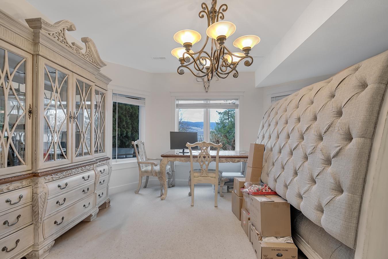 Kelowna, BC, V1V2N1, Canada, 5 Bedrooms Bedrooms, ,3 BathroomsBathrooms,Residential,For Sale,2007870