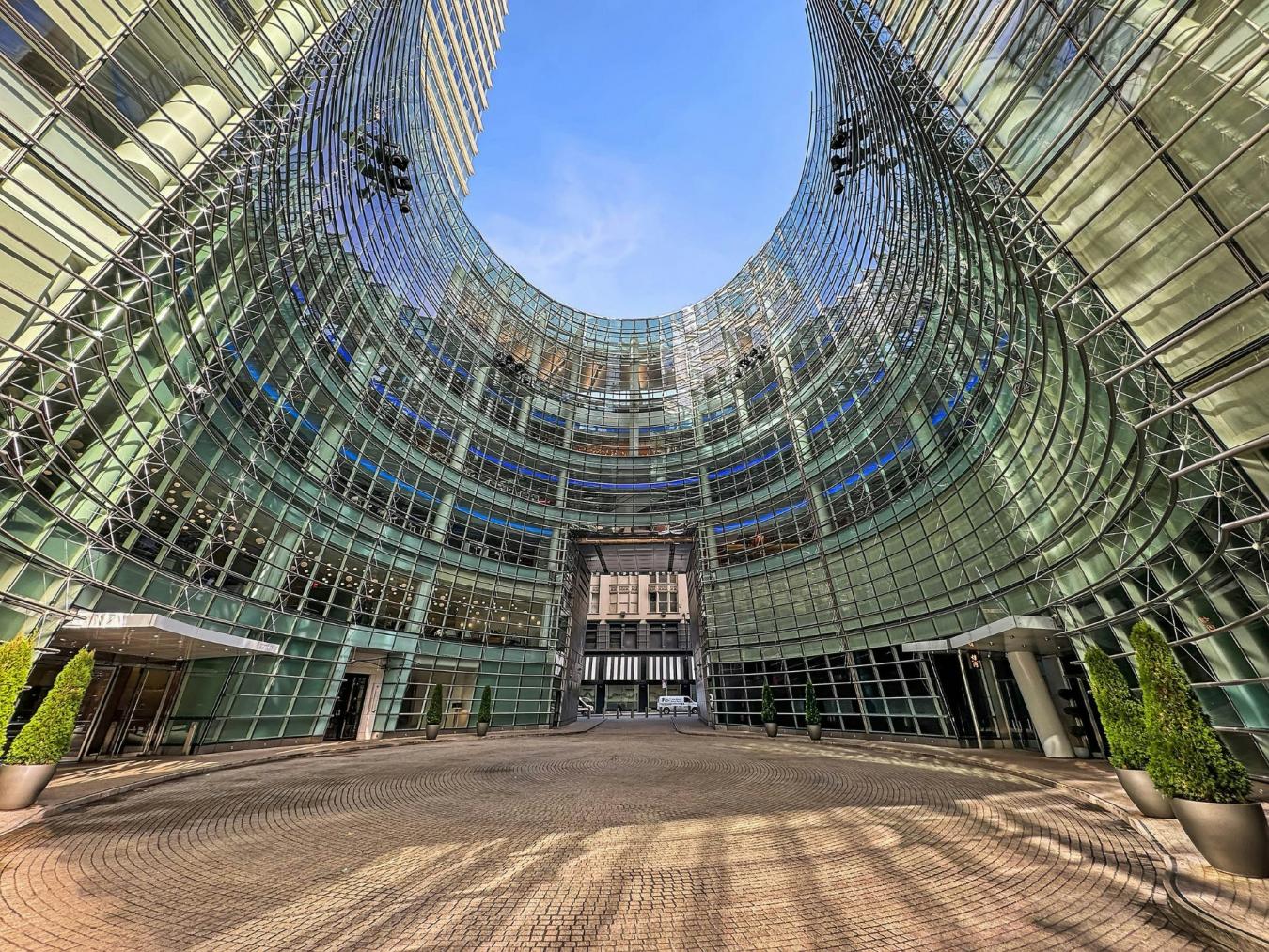 New York, New York, 10022, United States, 2 Bedrooms Bedrooms, ,2 BathroomsBathrooms,Residential,For Sale,2007867