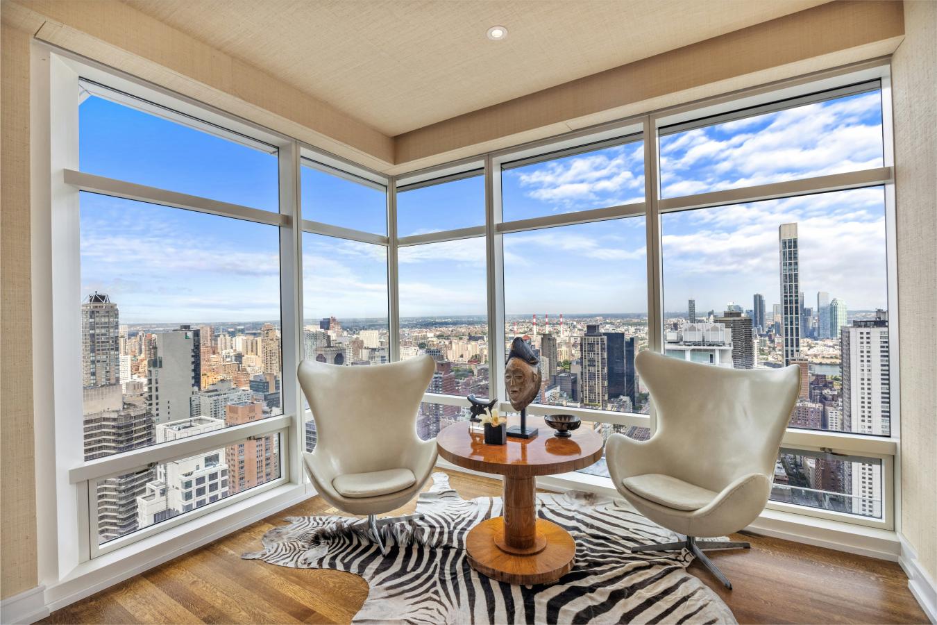 New York, New York, 10022, United States, 2 Bedrooms Bedrooms, ,2 BathroomsBathrooms,Residential,For Sale,2007867