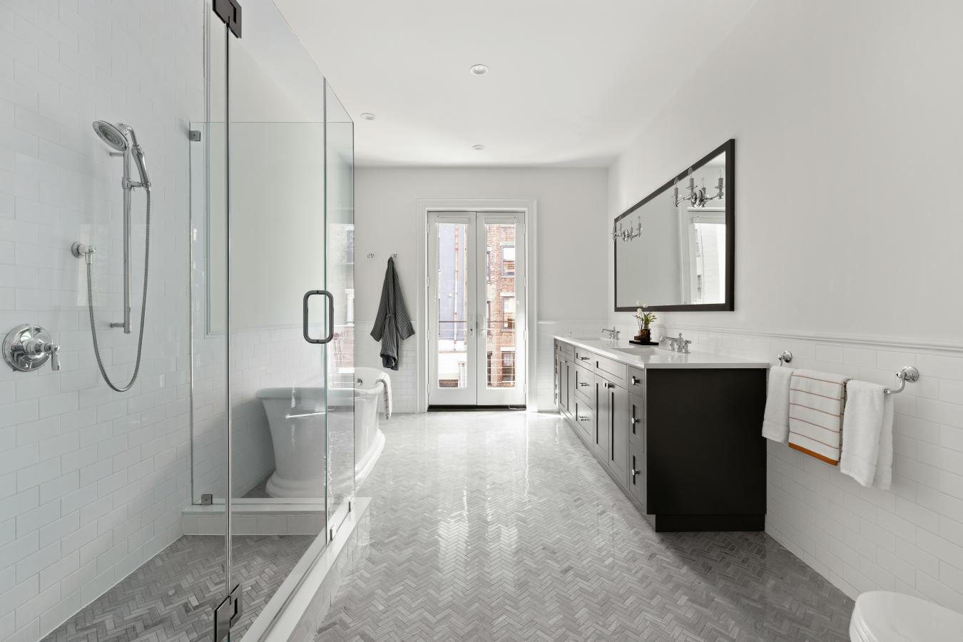 Hamilton Heights, New York, 10031, United States, 5 Bedrooms Bedrooms, ,4 BathroomsBathrooms,Residential,For Sale,2007866