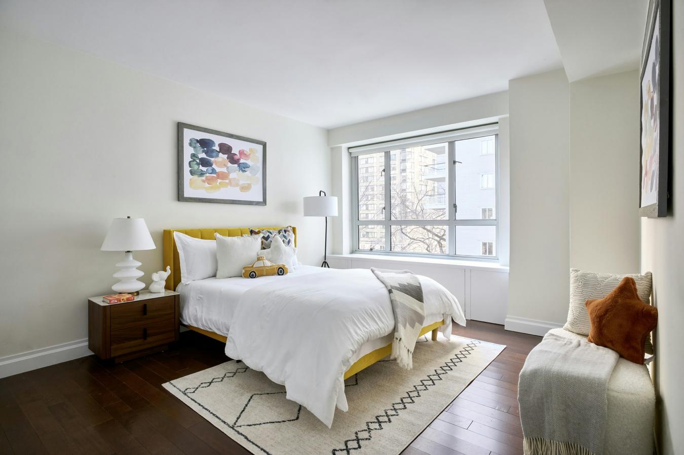 New York, New York, 10065, United States, 2 Bedrooms Bedrooms, ,2 BathroomsBathrooms,Residential,For Sale,2007860