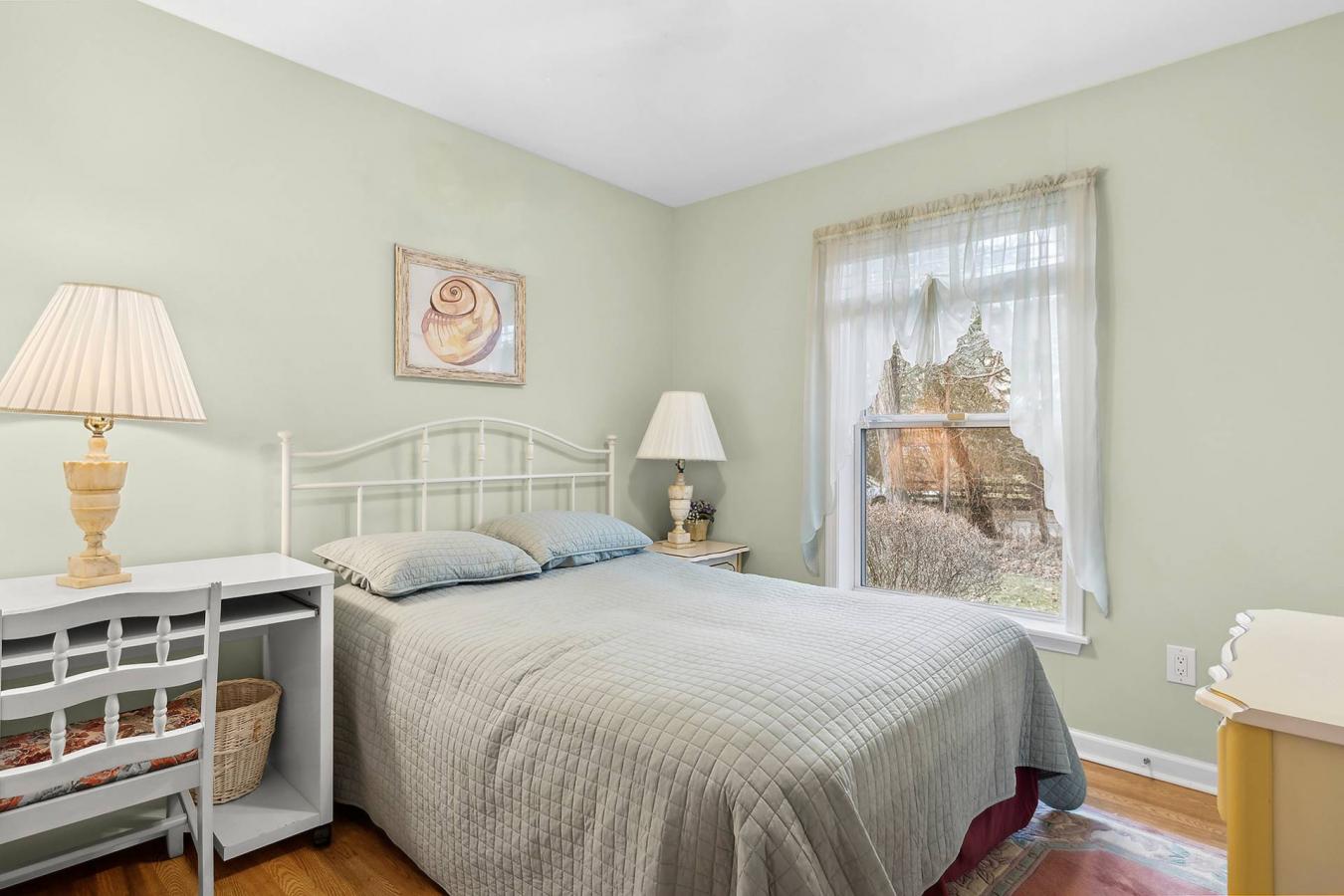 North Haven, New York, 11963, United States, 3 Bedrooms Bedrooms, ,2 BathroomsBathrooms,Residential,For Sale,2007859