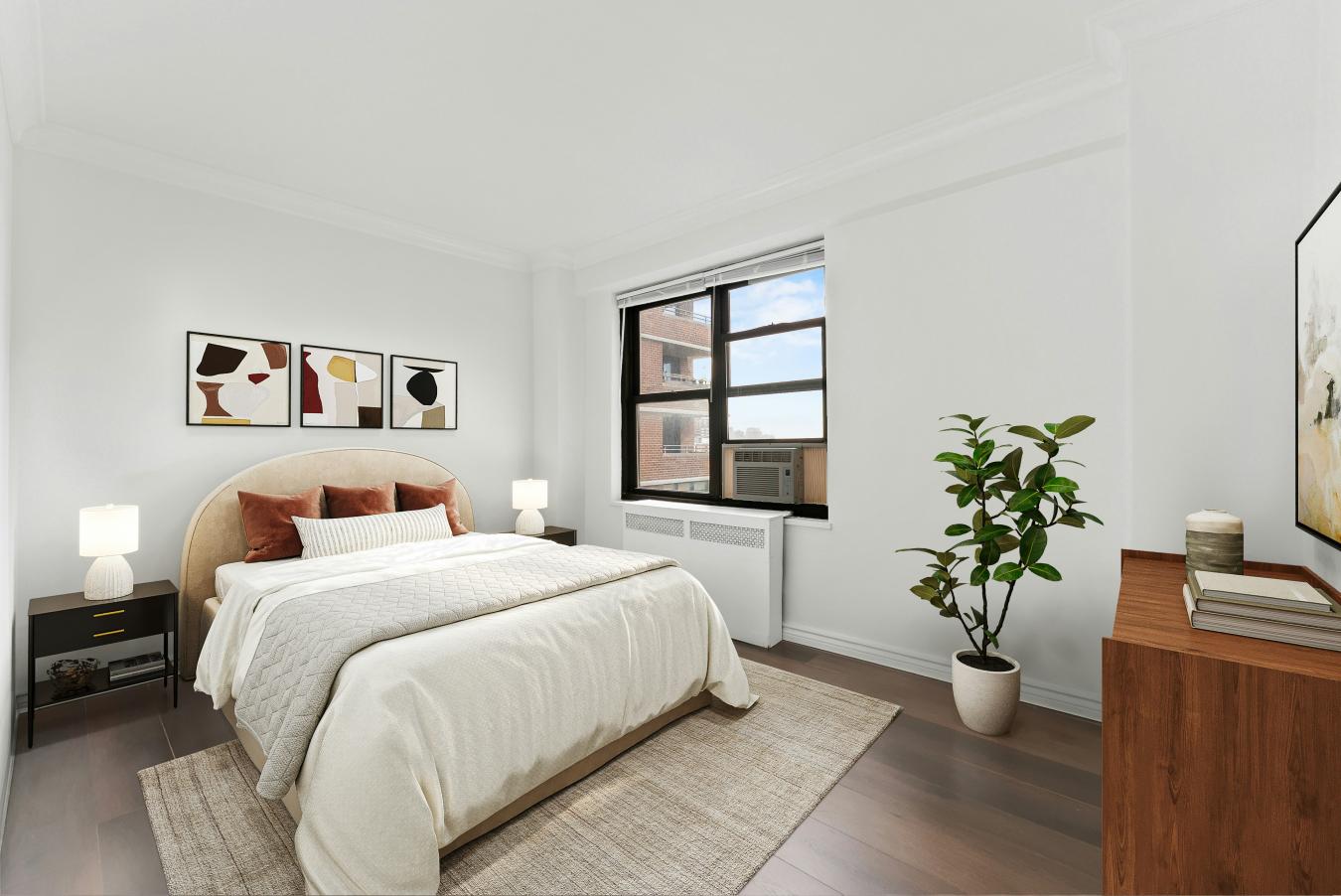Lower East Side, New York, 10002, United States, 3 Bedrooms Bedrooms, ,2 BathroomsBathrooms,Residential,For Sale,2007857