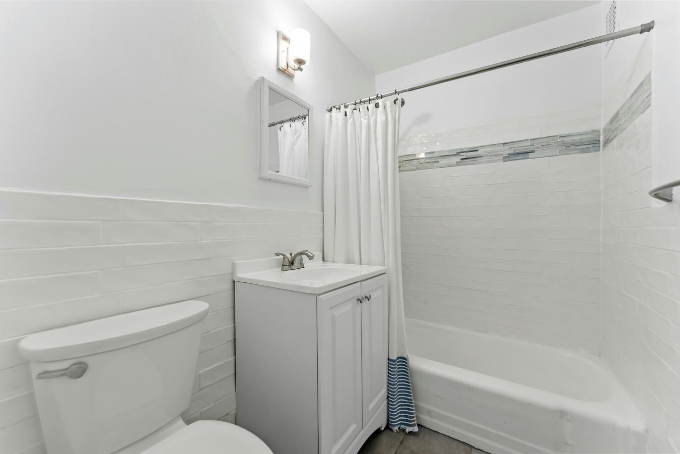 Lower East Side, New York, 10002, United States, 3 Bedrooms Bedrooms, ,2 BathroomsBathrooms,Residential,For Sale,2007857