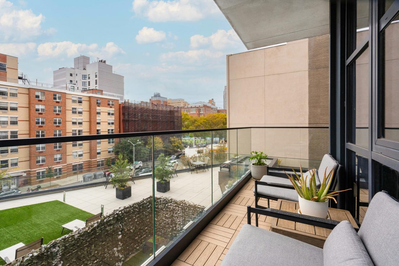 Harlem, New York, 10027, United States, 2 Bedrooms Bedrooms, ,2 BathroomsBathrooms,Residential,For Sale,2007856