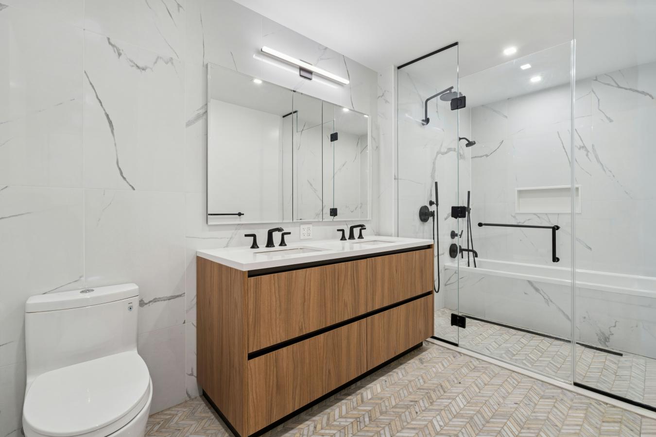 Harlem, New York, 10027, United States, 2 Bedrooms Bedrooms, ,2 BathroomsBathrooms,Residential,For Sale,2007856