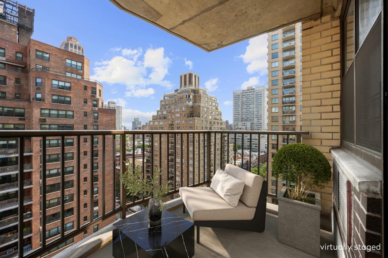 New York, New York, 10075, United States, 2 Bedrooms Bedrooms, ,1 BathroomBathrooms,Residential,For Sale,2007854