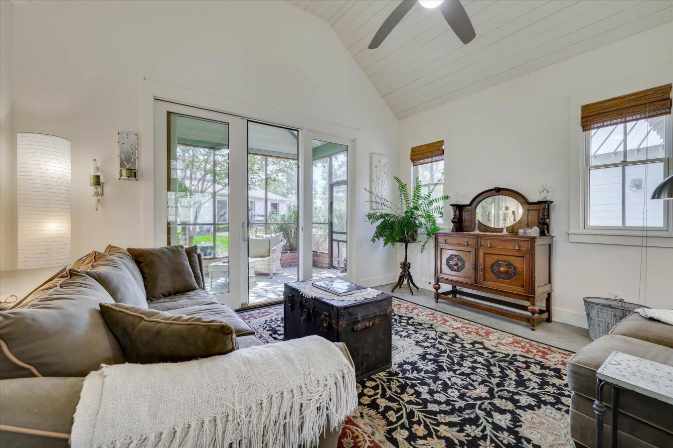 Aiken, Aiken, 29803, United States, 3 Bedrooms Bedrooms, ,3 BathroomsBathrooms,Residential,For Sale,2008226