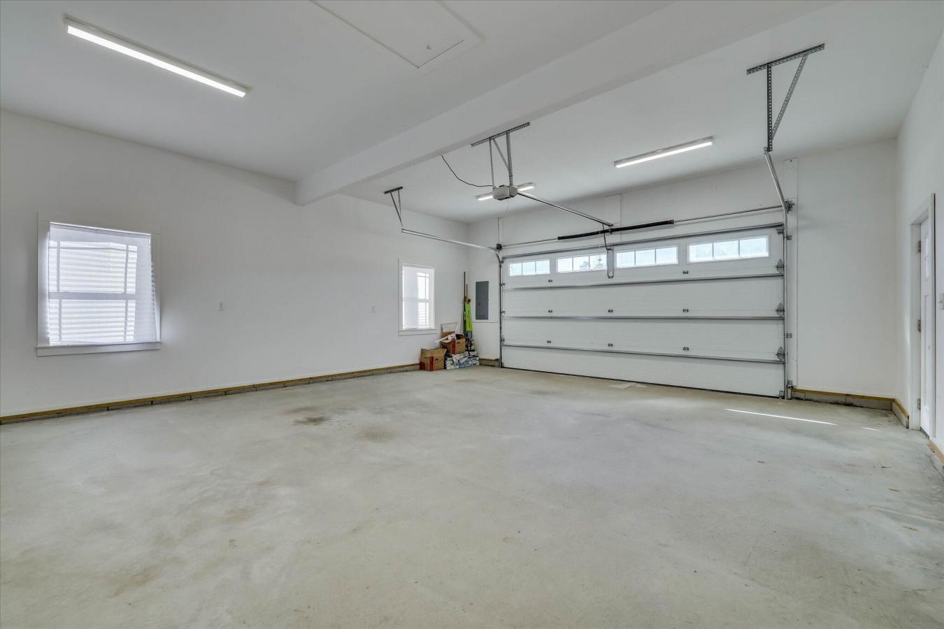 Aiken, Aiken, 29803, United States, 2 Bedrooms Bedrooms, ,2 BathroomsBathrooms,Residential,For Sale,2008225