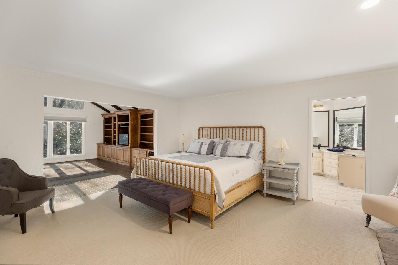 Highlands, Macon, 28741, United States, 3 Bedrooms Bedrooms, ,3 BathroomsBathrooms,Residential,For Sale,2007851