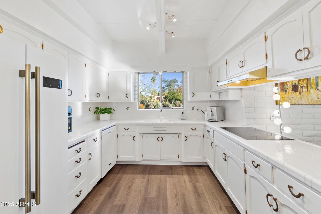 Scottsdale, Maricopa, 85260, United States, 3 Bedrooms Bedrooms, ,3 BathroomsBathrooms,Residential,For Sale,2008221