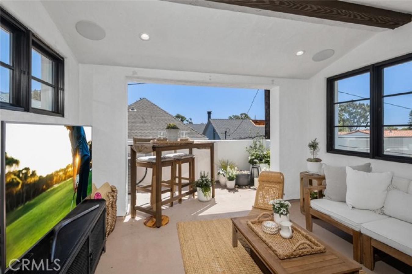 Corona del Mar, Orange, 92625, United States, 2 Bedrooms Bedrooms, ,2 BathroomsBathrooms,Residential,For Sale,2008220