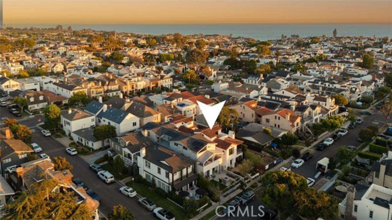 Corona del Mar, Orange, 92625, United States, 2 Bedrooms Bedrooms, ,2 BathroomsBathrooms,Residential,For Sale,2008220