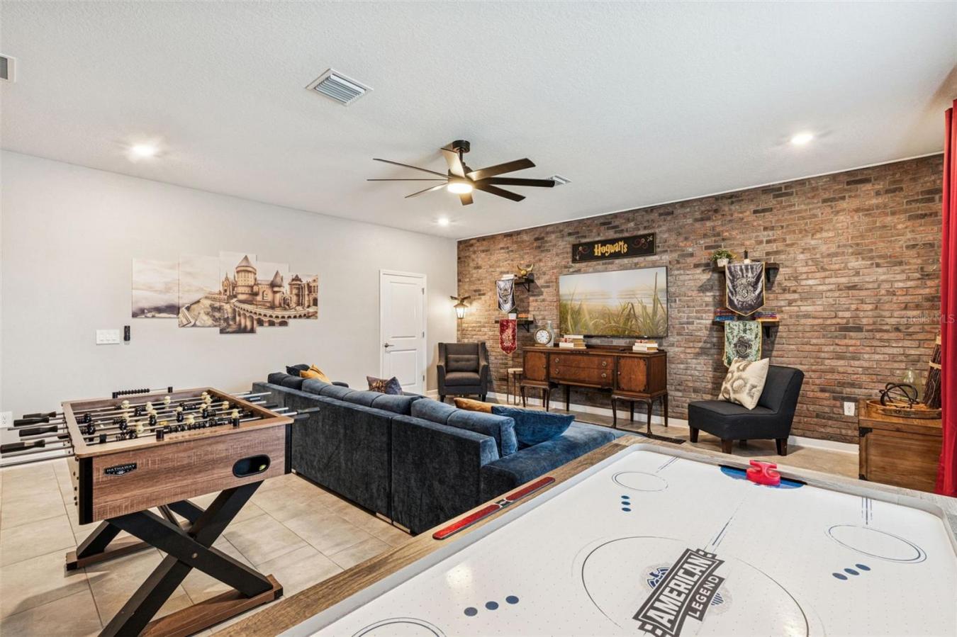 KISSIMMEE, Osceola, 34746, United States, 9 Bedrooms Bedrooms, ,5 BathroomsBathrooms,Residential,For Sale,2008656