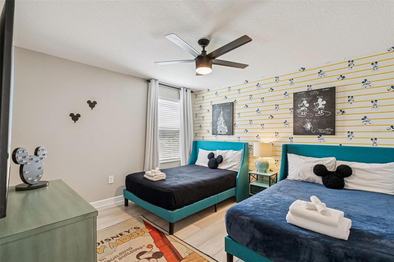 KISSIMMEE, Osceola, 34746, United States, 9 Bedrooms Bedrooms, ,5 BathroomsBathrooms,Residential,For Sale,2008656