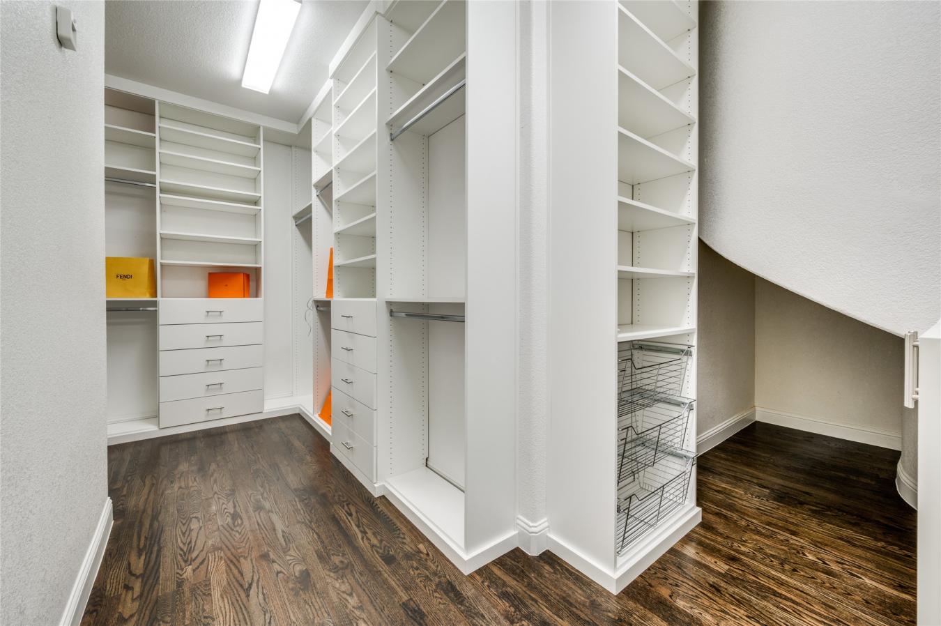 The Colony, Denton, 75056, United States, 5 Bedrooms Bedrooms, ,5 BathroomsBathrooms,Residential,For Sale,2008654