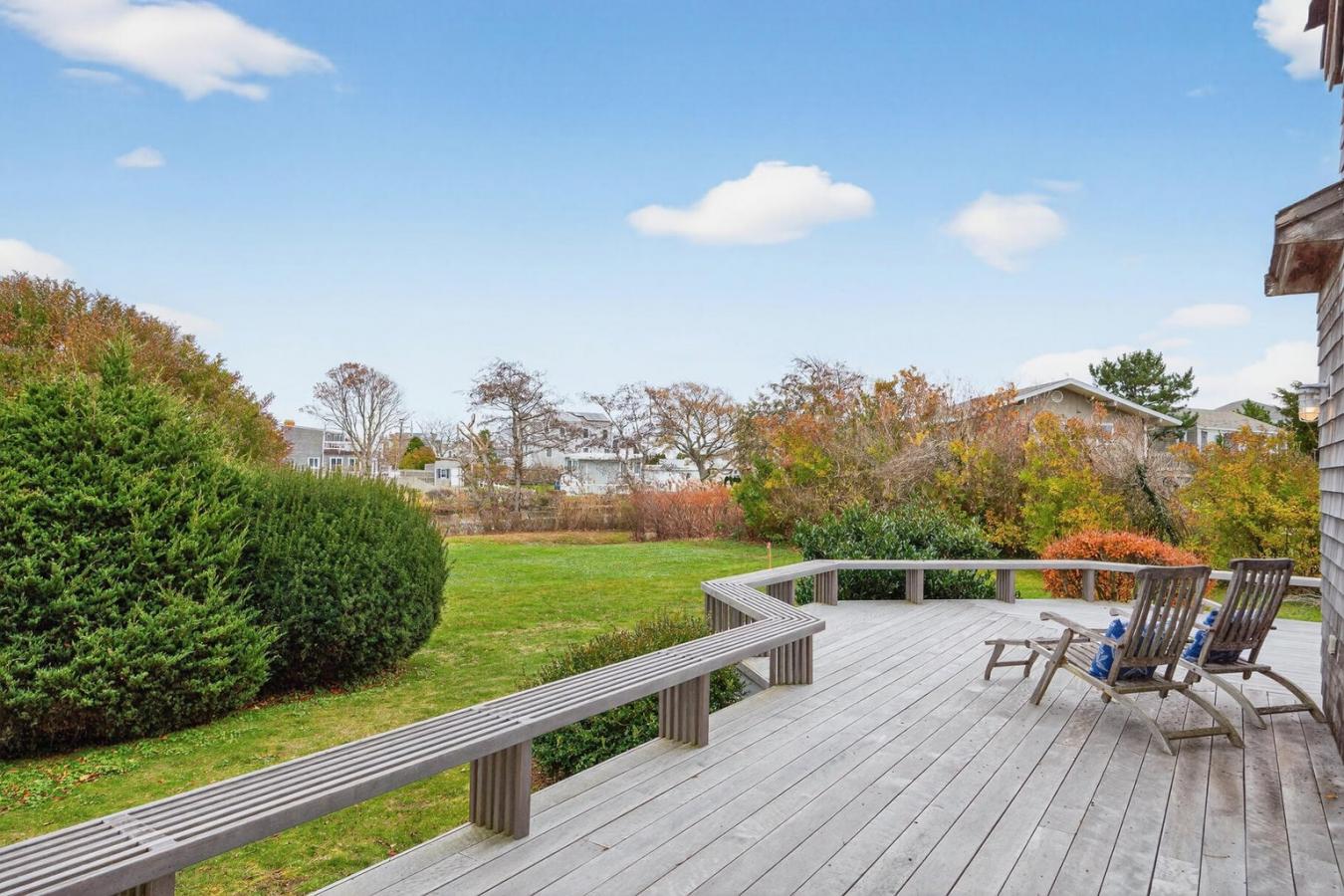 Falmouth, Massachusetts, 02540, United States, 4 Bedrooms Bedrooms, ,3 BathroomsBathrooms,Residential,For Sale,2008218