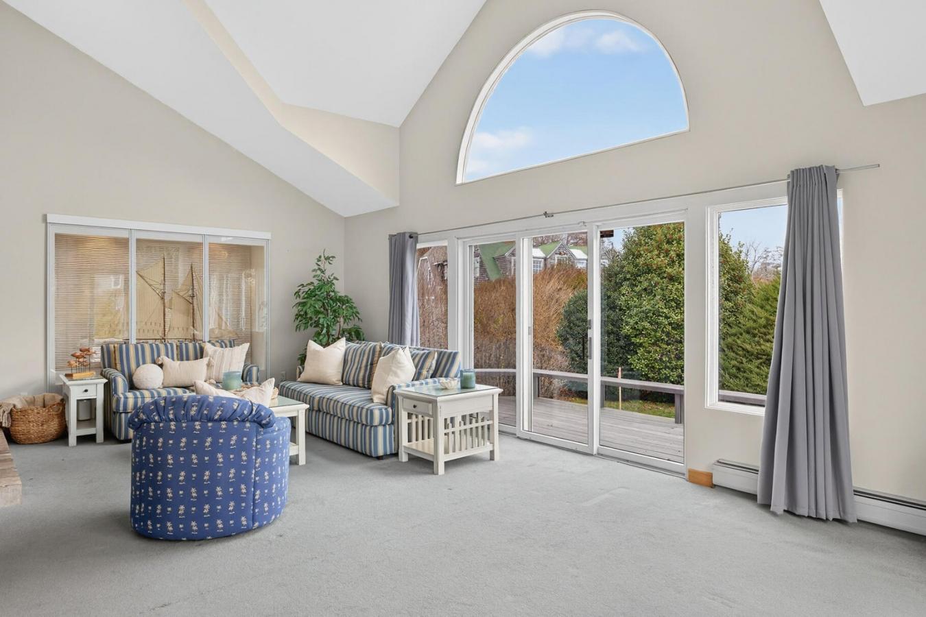 Falmouth, Massachusetts, 02540, United States, 4 Bedrooms Bedrooms, ,3 BathroomsBathrooms,Residential,For Sale,2008218