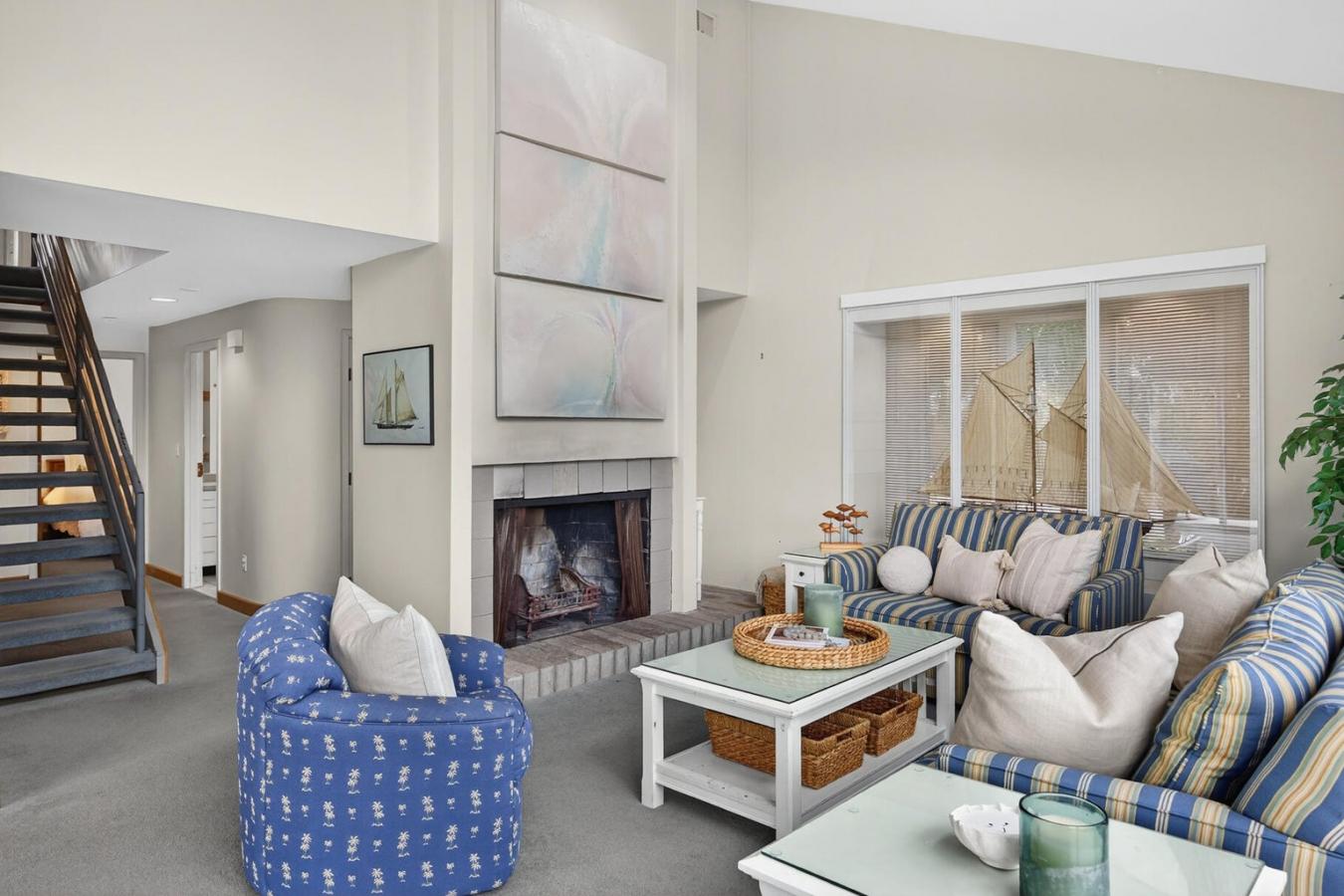 Falmouth, Massachusetts, 02540, United States, 4 Bedrooms Bedrooms, ,3 BathroomsBathrooms,Residential,For Sale,2008218