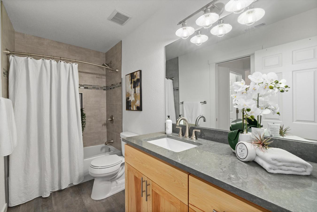 Redmond, King, 98052, United States, 3 Bedrooms Bedrooms, ,3 BathroomsBathrooms,Residential,For Sale,2008652