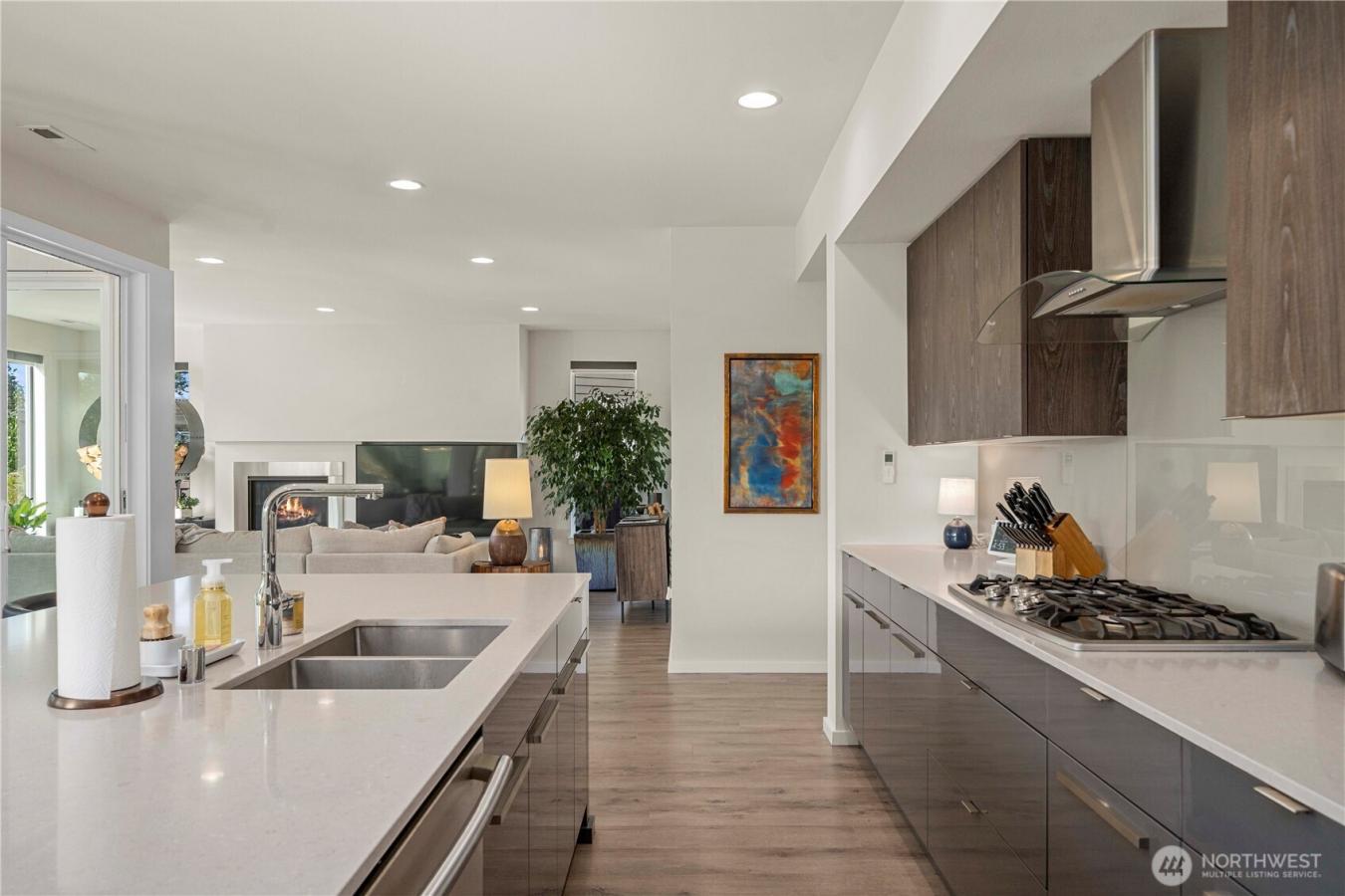 Bonney Lake, Pierce, 98391, United States, 4 Bedrooms Bedrooms, ,3 BathroomsBathrooms,Residential,For Sale,2008650