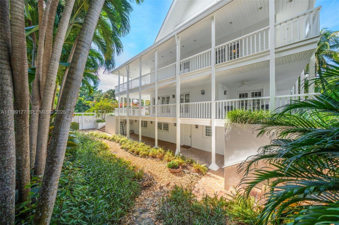 Miami, Florida, 33133, United States, 4 Bedrooms Bedrooms, ,5 BathroomsBathrooms,Residential,For Sale,2008883