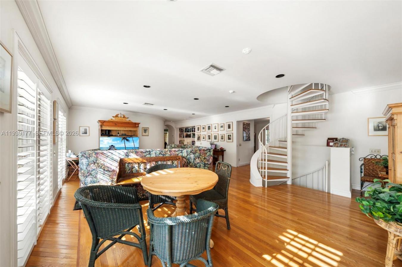 Miami, Florida, 33133, United States, 4 Bedrooms Bedrooms, ,5 BathroomsBathrooms,Residential,For Sale,2008883