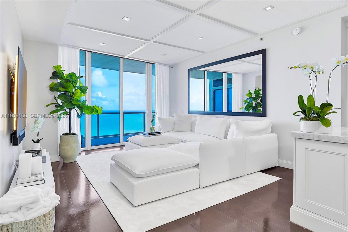 Miami Beach, Florida, 33139, United States, 2 Bedrooms Bedrooms, ,2 BathroomsBathrooms,Residential,For Sale,2008882