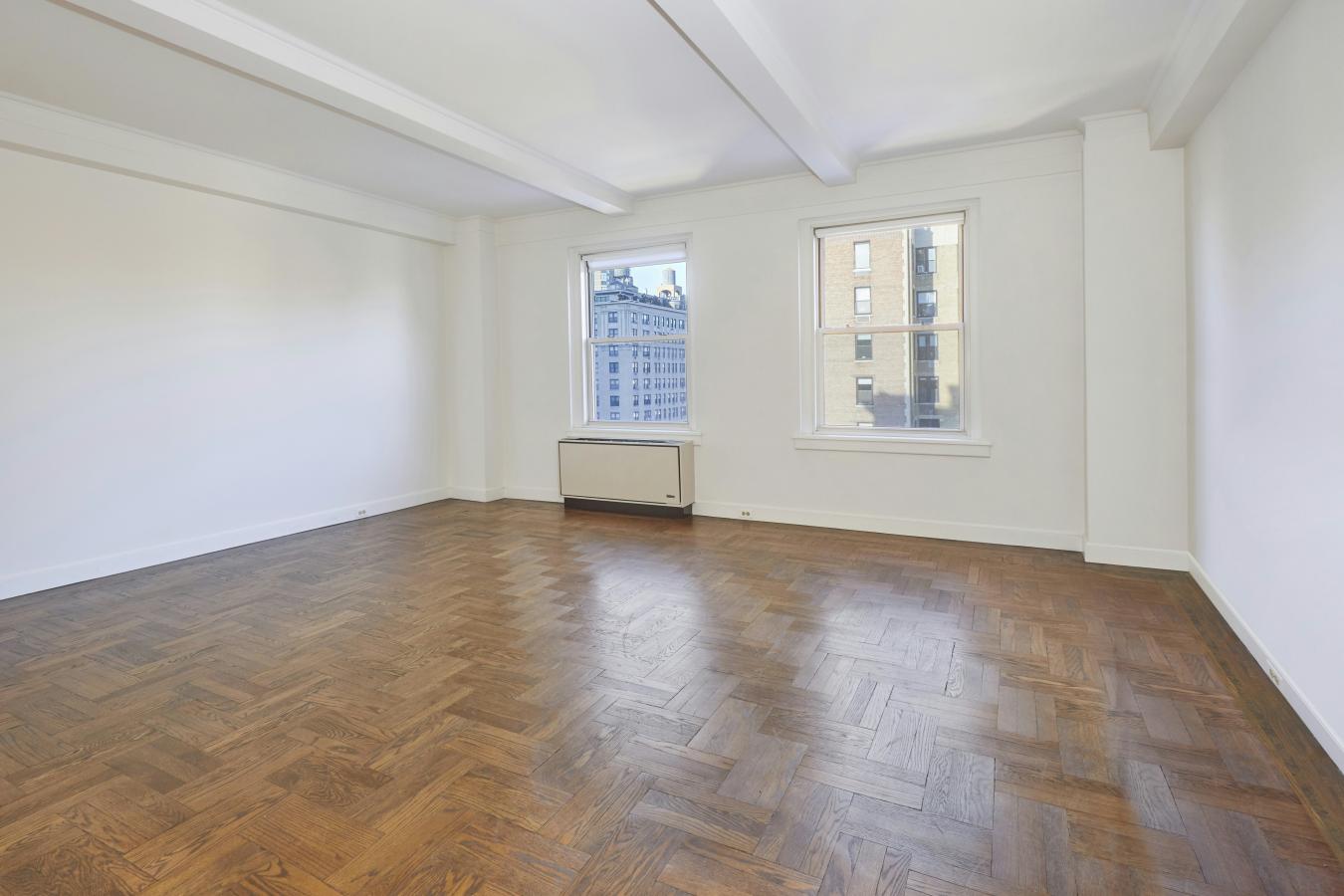 New York, New York, 10128, United States, 3 Bedrooms Bedrooms, ,3 BathroomsBathrooms,Residential,For Sale,2008642