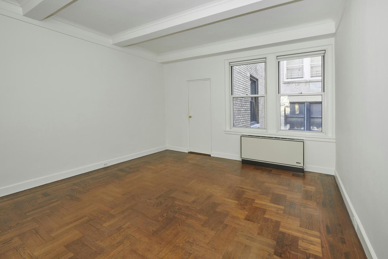 New York, New York, 10128, United States, 3 Bedrooms Bedrooms, ,3 BathroomsBathrooms,Residential,For Sale,2008642
