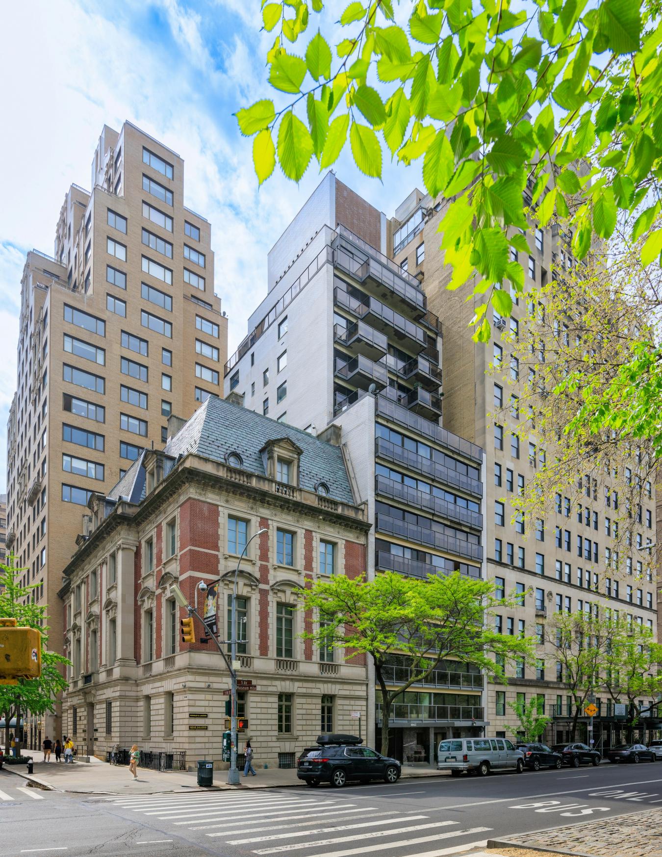 New York, New York, 10028, United States, 2 Bedrooms Bedrooms, ,2 BathroomsBathrooms,Residential,For Sale,2008641