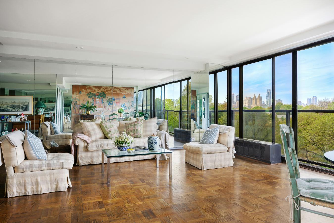 New York, New York, 10028, United States, 2 Bedrooms Bedrooms, ,2 BathroomsBathrooms,Residential,For Sale,2008641