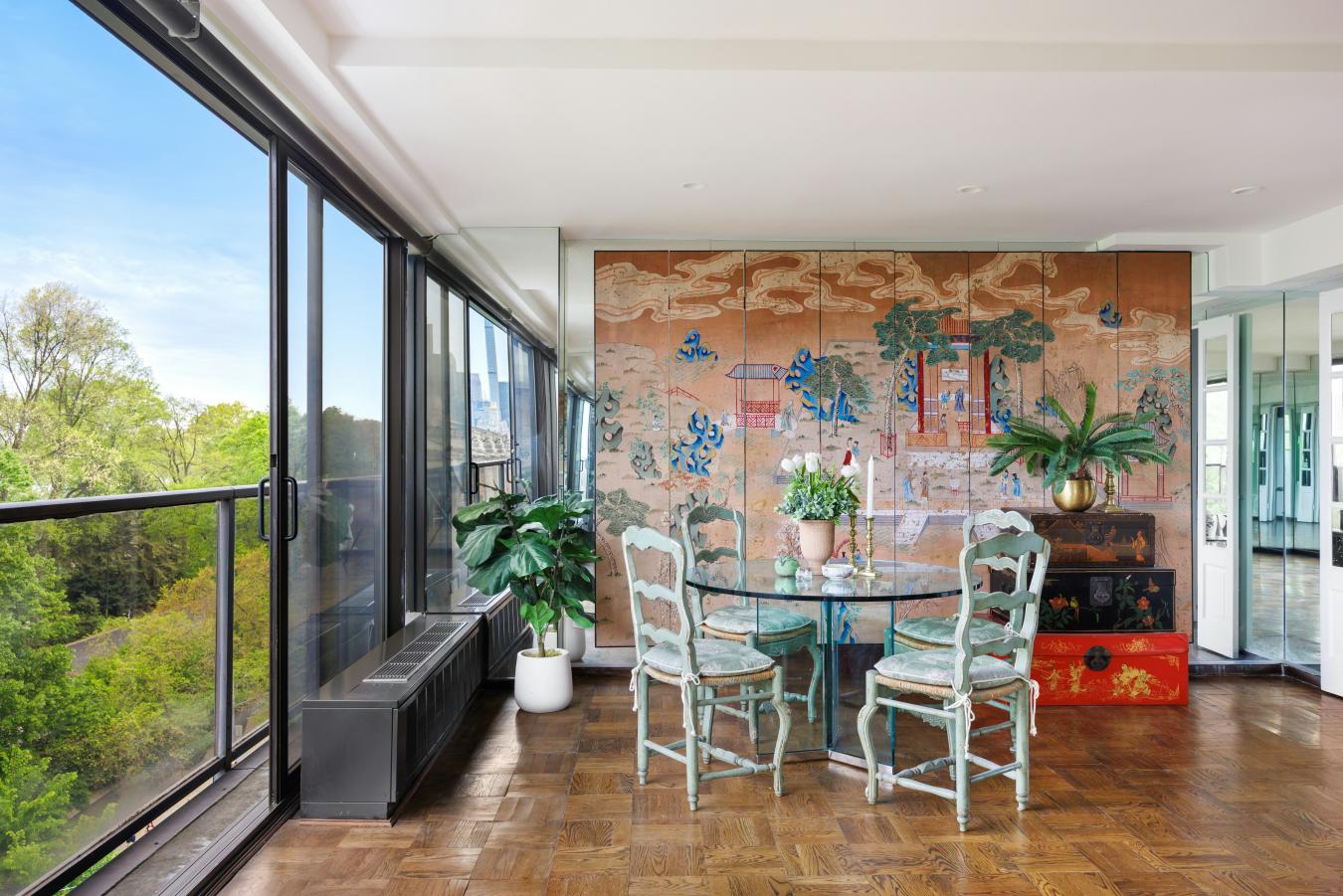 New York, New York, 10028, United States, 2 Bedrooms Bedrooms, ,2 BathroomsBathrooms,Residential,For Sale,2008641