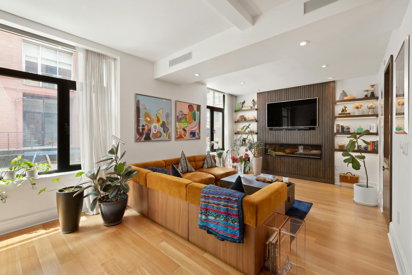 Vinegar Hill, New York, 11201, United States, 3 Bedrooms Bedrooms, ,2 BathroomsBathrooms,Residential,For Sale,2008639